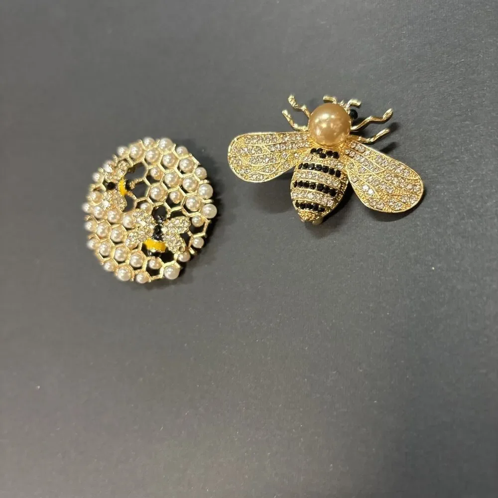Bee Brooch Pendants Gold Tone Black Clear Rhinestones Faux Off White Pearl Pins